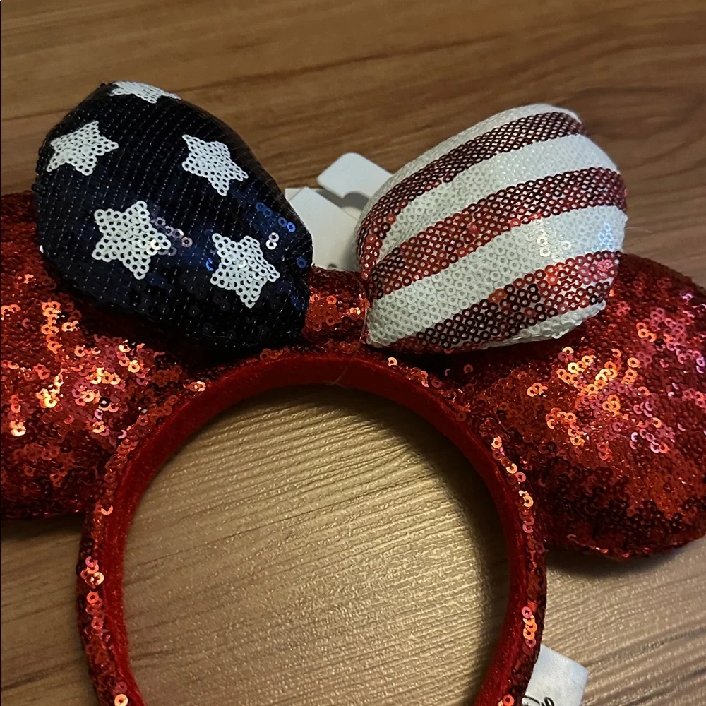 Disney Minnie Mouse Ears Headband Red Sequin Bow Adult New w/ Tags - Picture 2 of 4